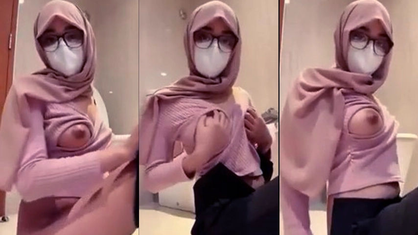Terbaru Gadis Hijab Lagi Sange