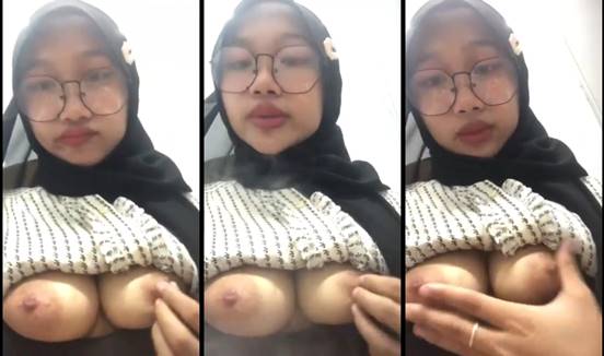 Bokep janda colmek twitter malay mainin susu