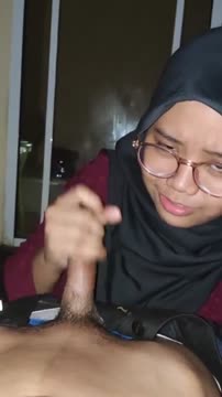 Bokep Indo Hijab Ukhty Mampir Ke Kos pak dosen