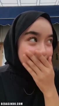 Arizarafifa Hijab Tobrut Sepong Kontol Ayah Muda