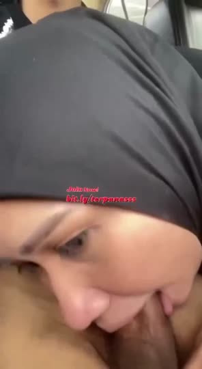 selingkuhan hijab spong dimobil lanjut hotel